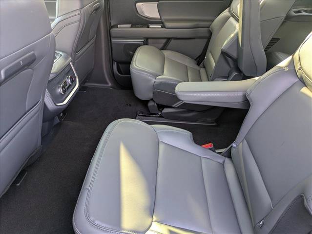 New 2026 Ford Expedition Active RWD image 15