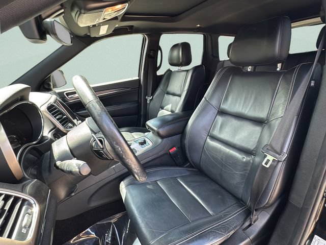 Used 2017 Jeep Grand Cherokee Limited AWD/4WD image 11