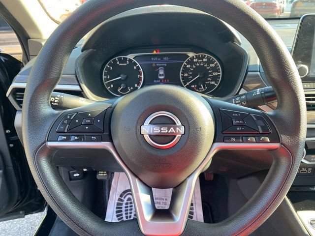 Used 2024 Nissan Altima 2.5 SV FWD image 26