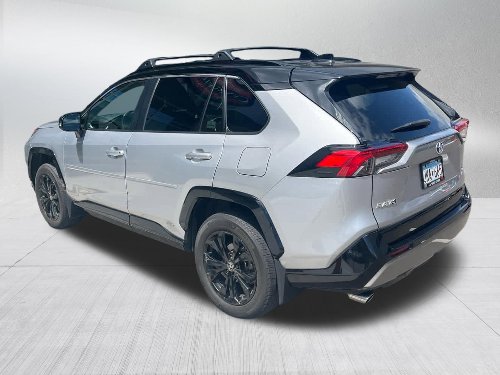 Used 2022 Toyota RAV4 XSE w/ XSE Grade Weather Package AWD/4WD image 3