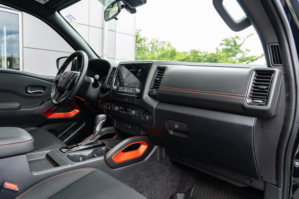 Used 2022 Nissan Frontier PRO-4X w/ Off-Road Protection Package AWD/4WD image 28