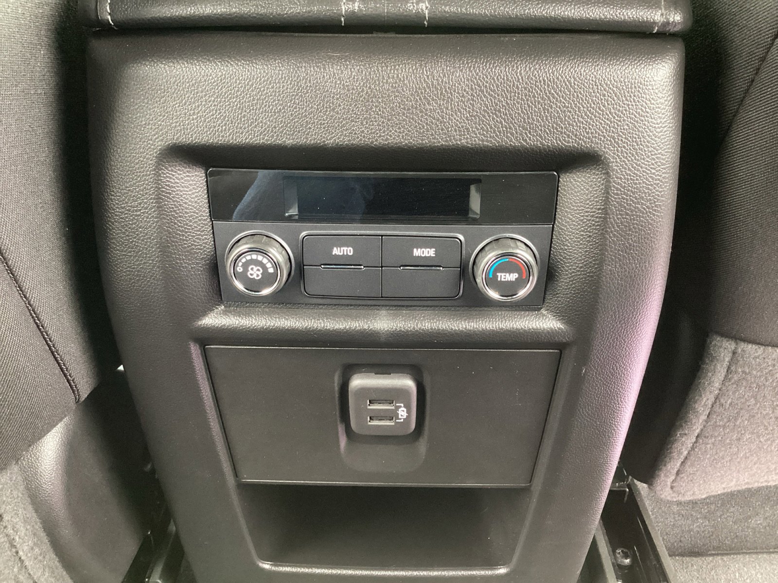 Certified 2023 Chevrolet Traverse LT image 30