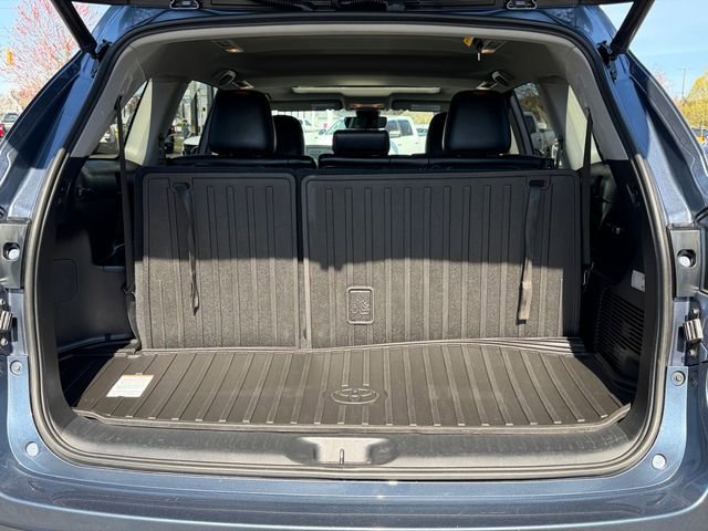 Used 2018 Toyota Highlander XLE image 33
