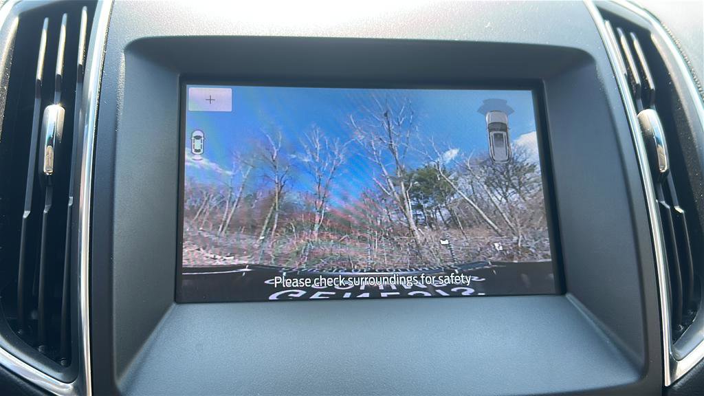 Used 2020 Ford Edge Titanium w/ Equipment Group 301A image 19