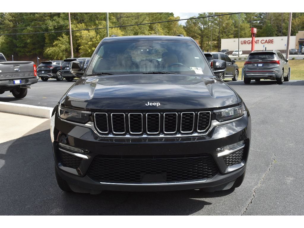 Used 2023 Jeep Grand Cherokee Limited image 7