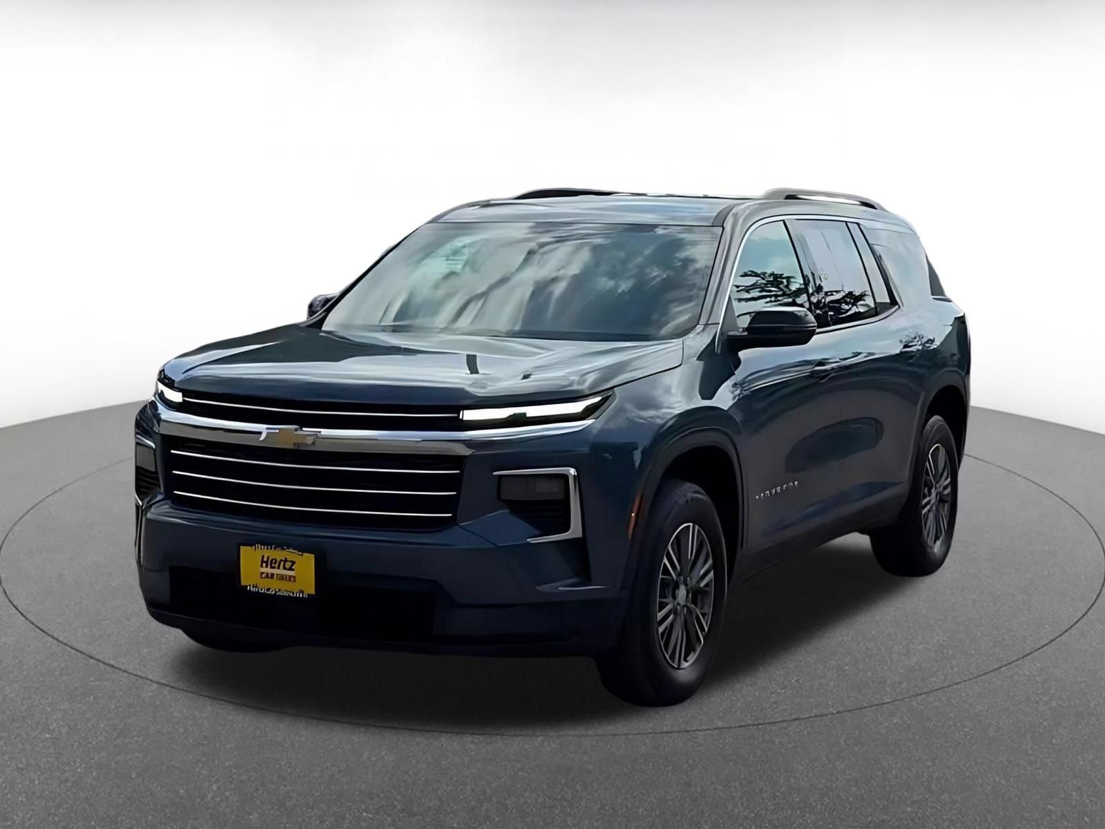 Used 2025 Chevrolet Traverse LT AWD/4WD image 8