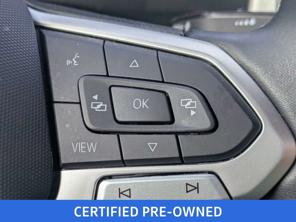 Certified 2023 Volkswagen Atlas Cross Sport SE AWD/4WD image 29