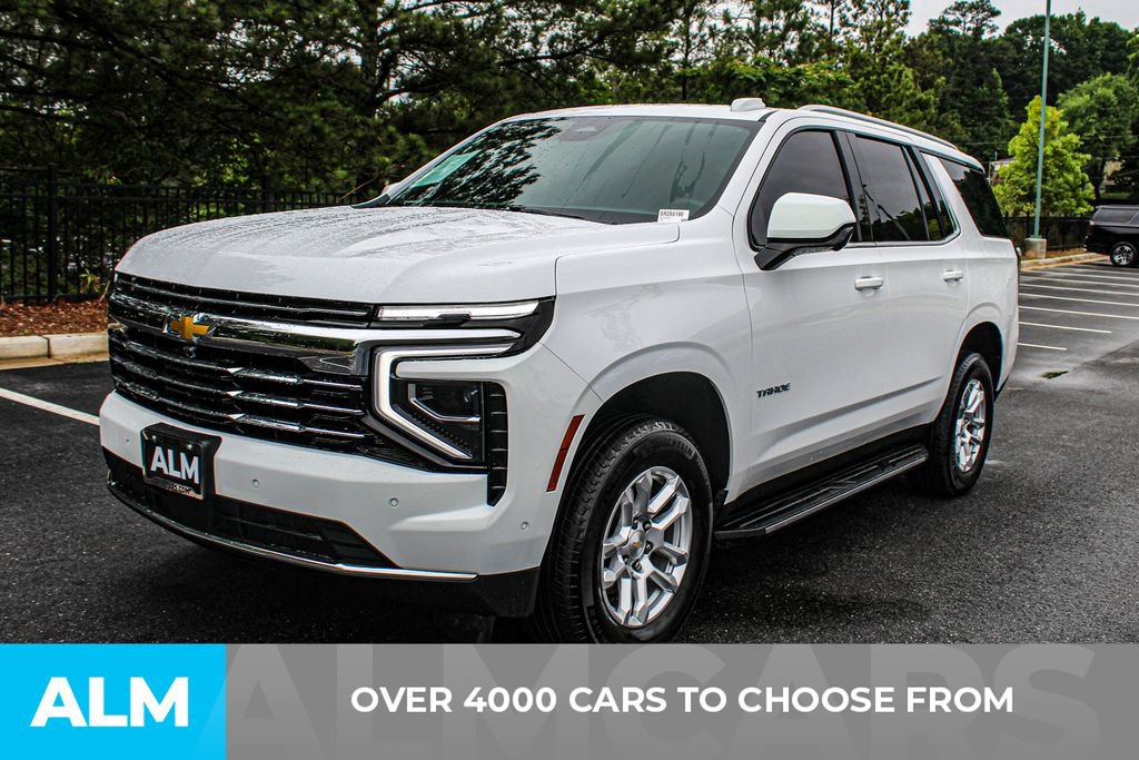 Used 2025 Chevrolet Tahoe LT AWD/4WD image 2