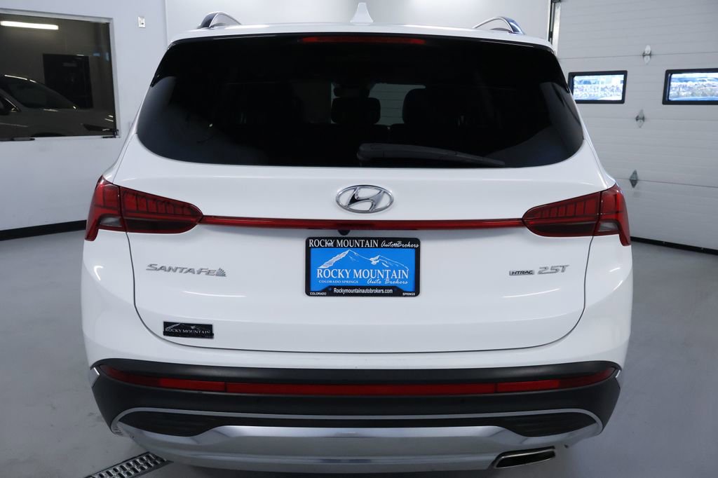Used 2023 Hyundai Santa Fe Limited image 6