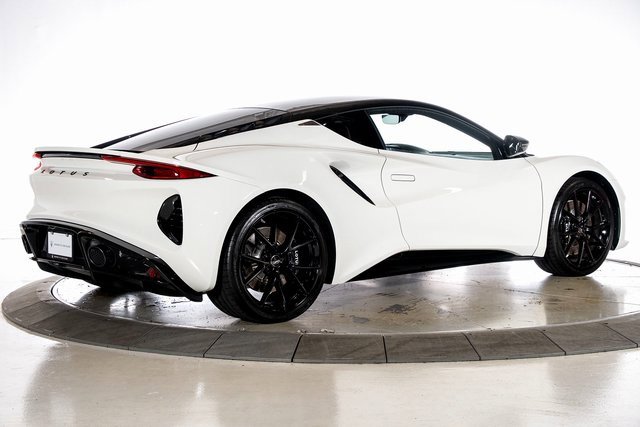 Used 2025 Lotus Emira First Edition image 8