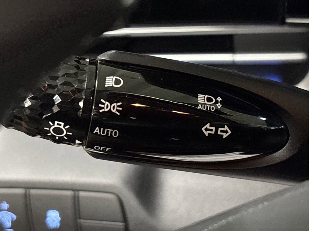 Certified 2025 Hyundai Elantra SEL image 26