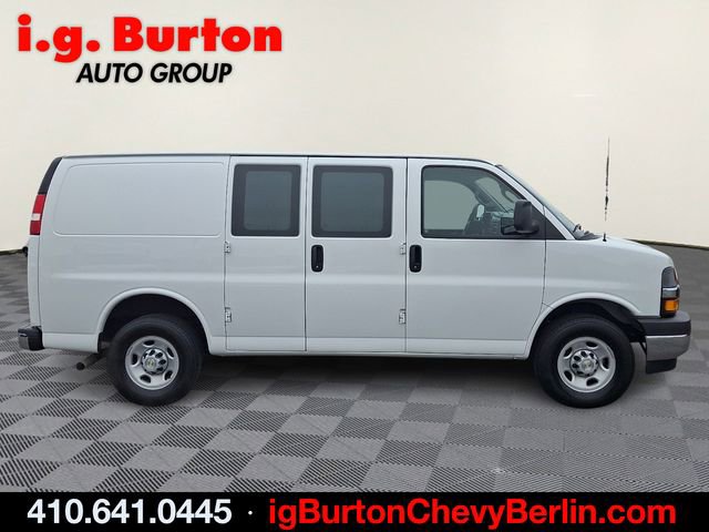 Certified 2024 Chevrolet Express 2500 w/ Driver Convenience Package image 7