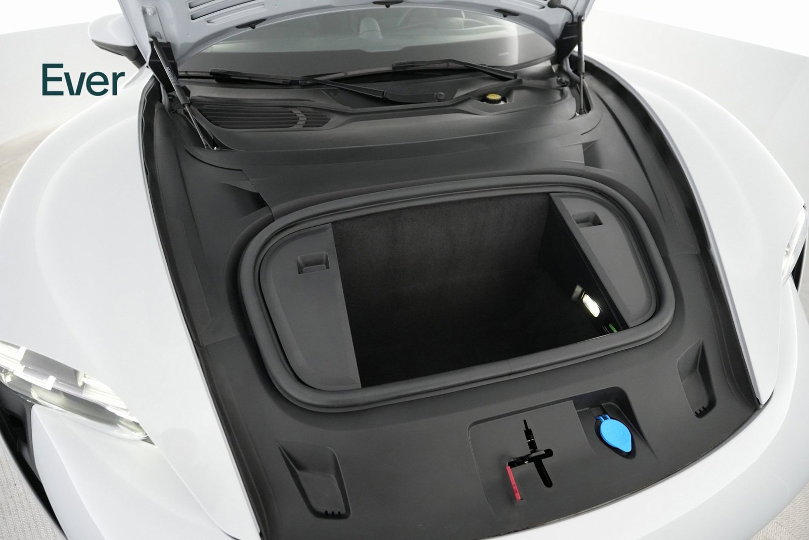 Used 2022 Porsche Taycan 4 Cross Turismo image 22