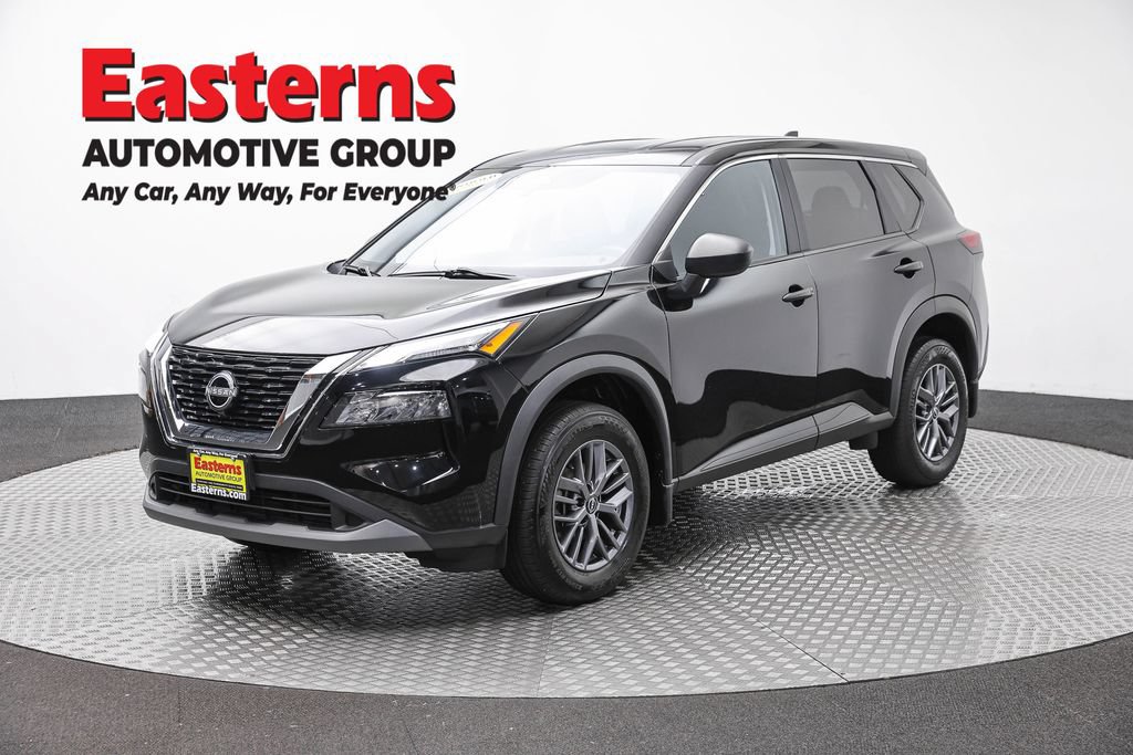 Used 2023 Nissan Rogue S AWD/4WD image 1