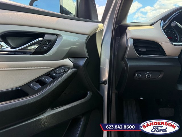 Used 2023 Chevrolet Traverse LS w/ Safety Package image 10