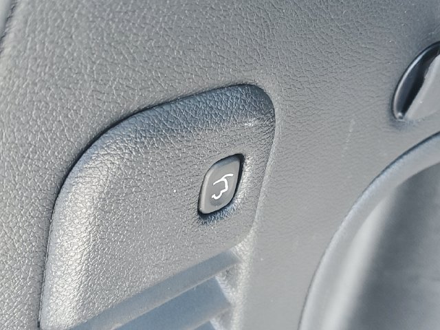 Used 2021 Jeep Grand Cherokee Limited AWD/4WD image 8