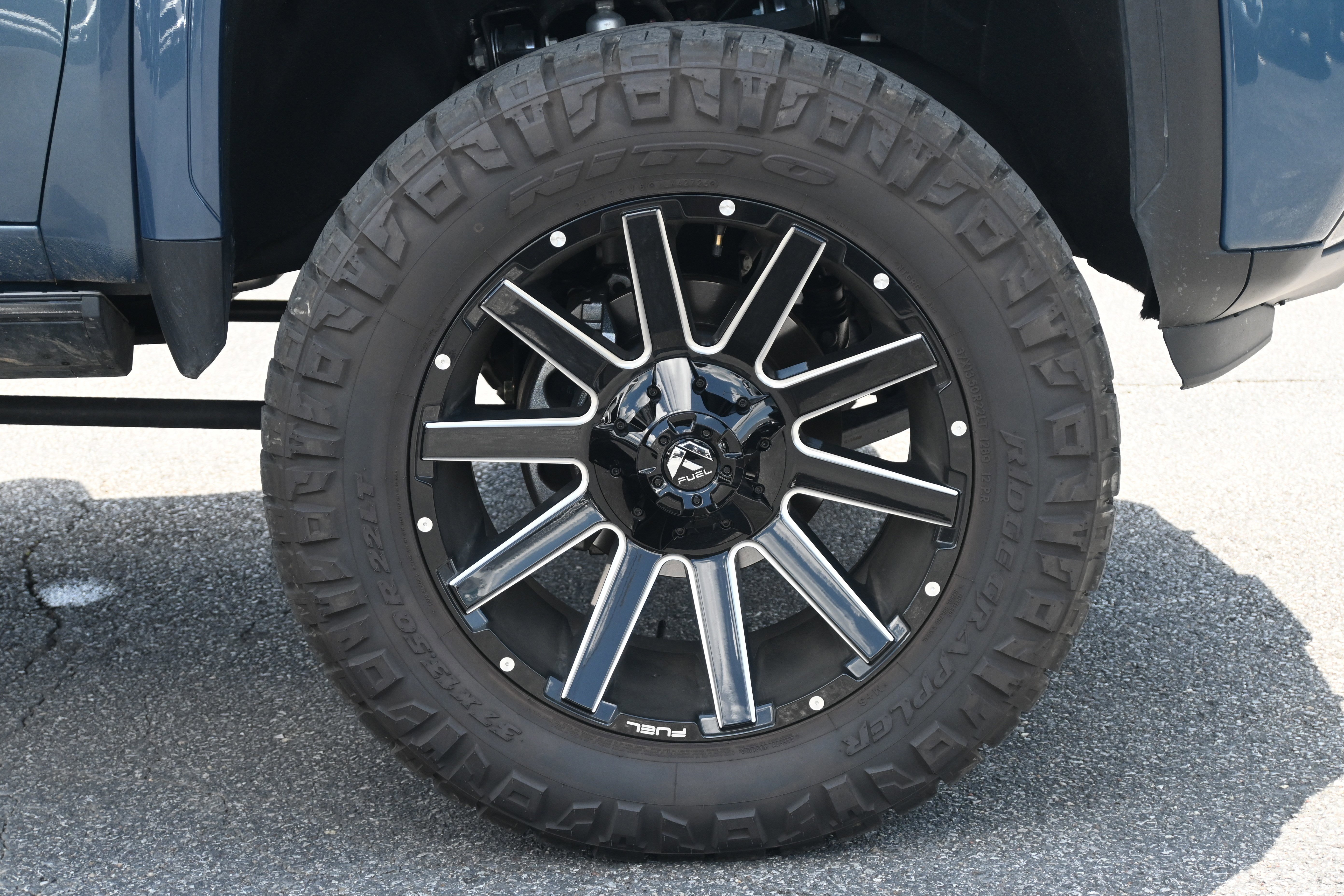 Used 2025 GMC Sierra 2500 Denali Ultimate AWD/4WD image 12