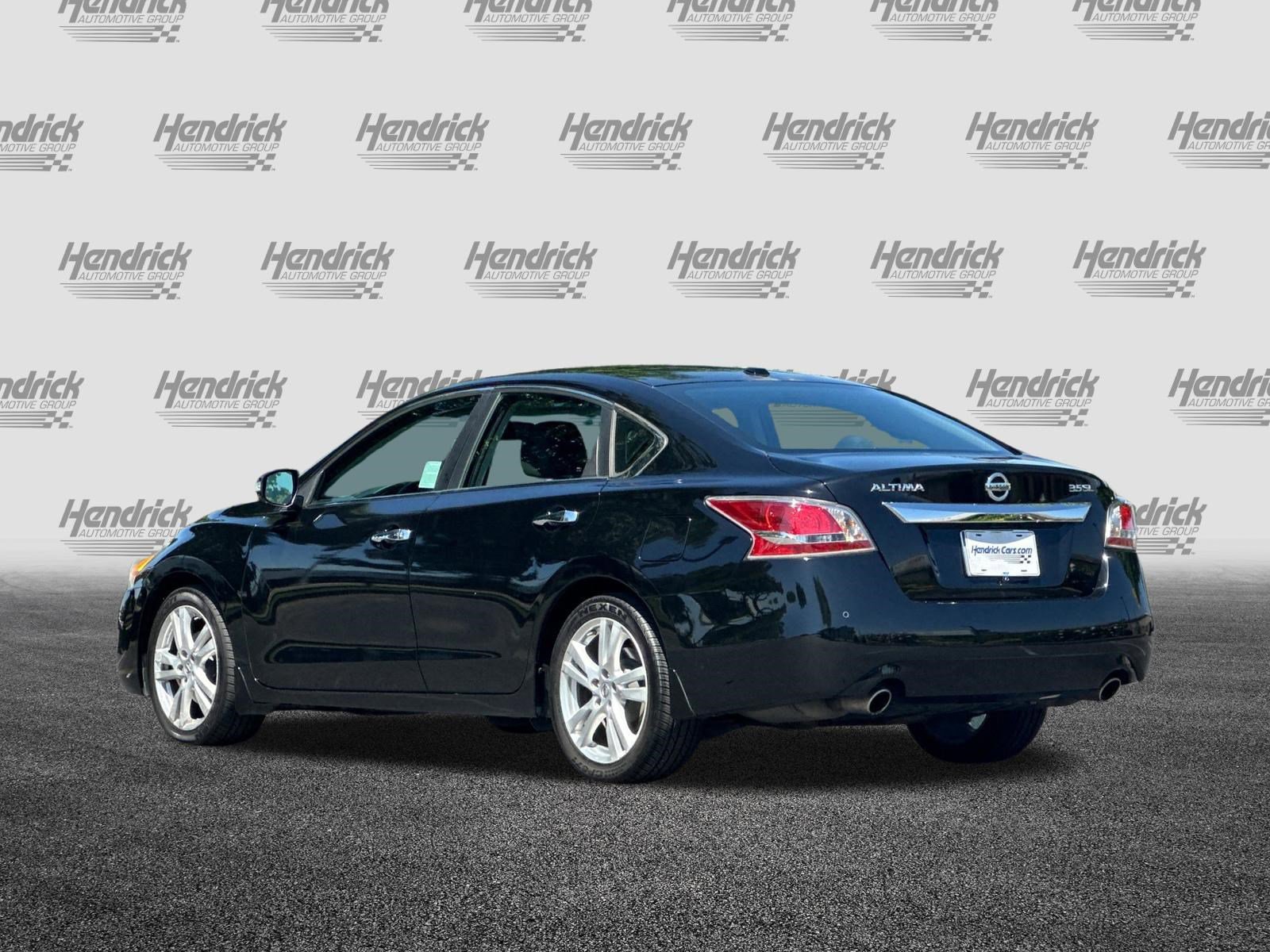 Used 2015 Nissan Altima 3.5 SL FWD image 7