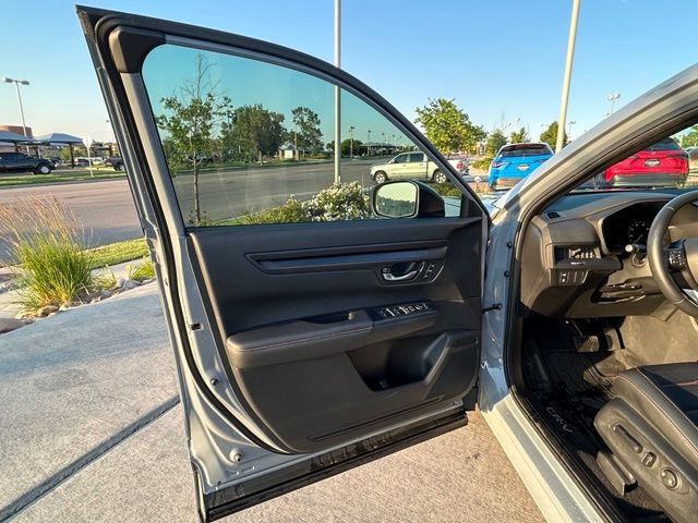 Used 2025 Honda CR-V Sport-L image 10