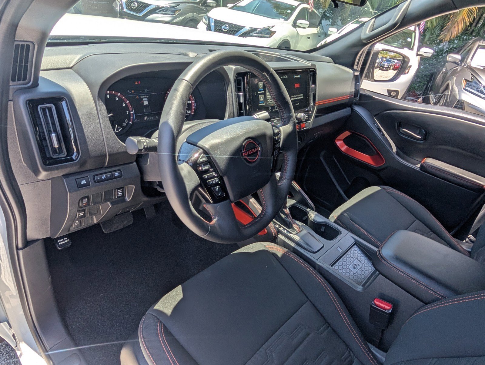 Used 2026 Nissan Frontier Pro-X w/ Pro-X Convenience Package RWD image 10