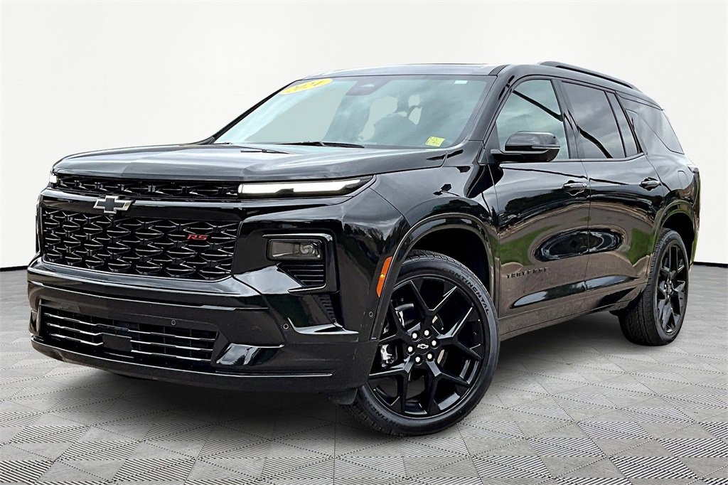 Used 2024 Chevrolet Traverse RS w/ LPO, Floor Liner Package