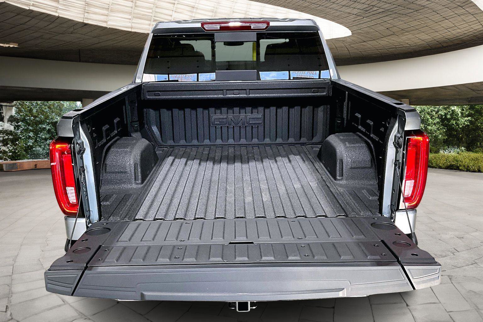 New 2026 GMC Sierra 1500 SLT w/ SLT Premium Plus Package image 6