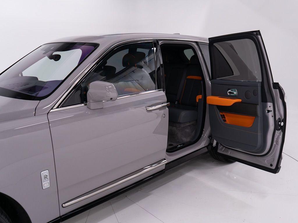 Certified 2026 Rolls-Royce Cullinan AWD/4WD image 21