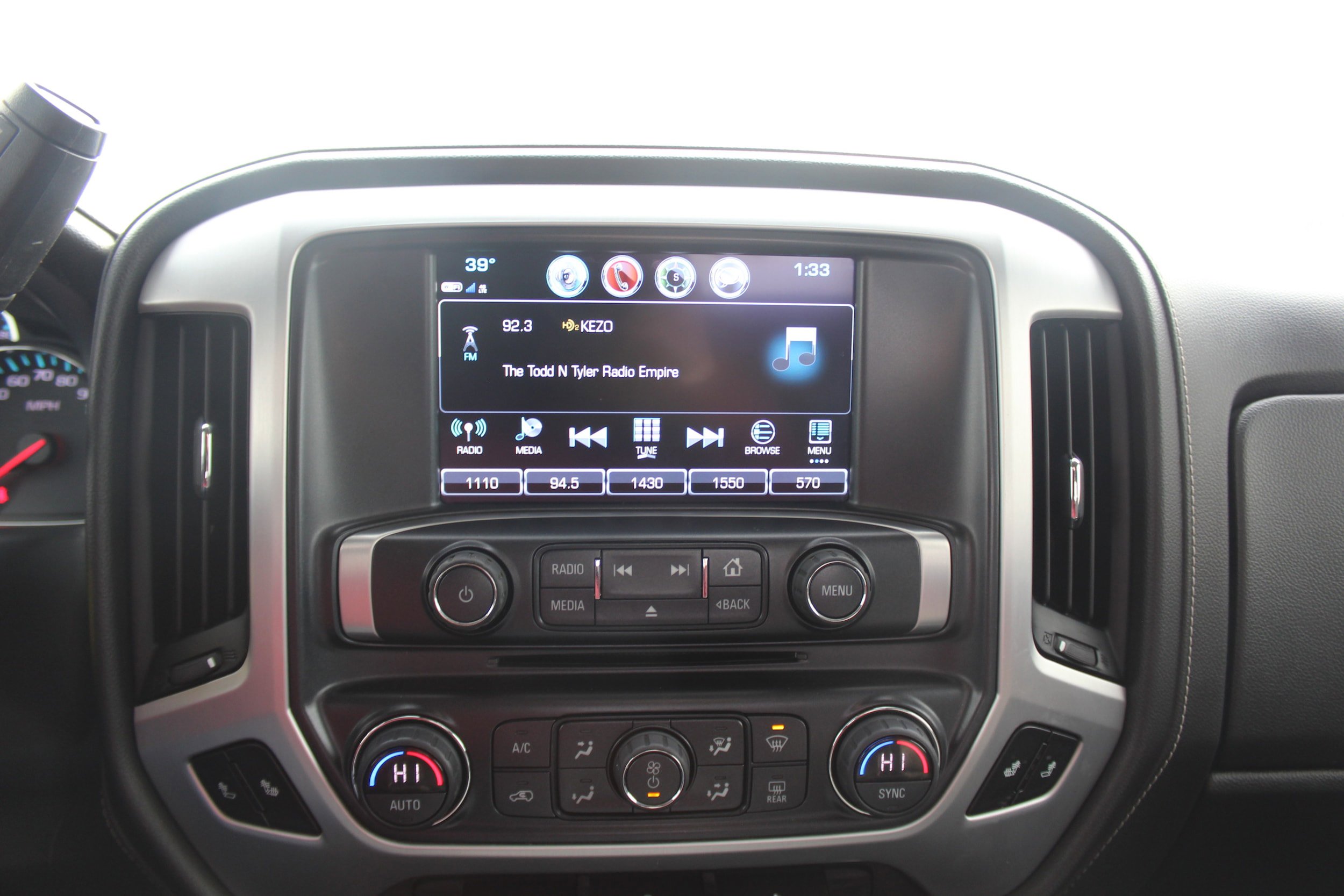 Used 2018 GMC Sierra 1500 SLT w/ SLT Premium Package AWD/4WD image 12
