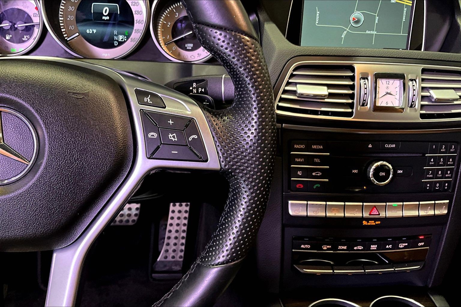 Used 2017 Mercedes-Benz E 400 4MATIC Coupe image 12