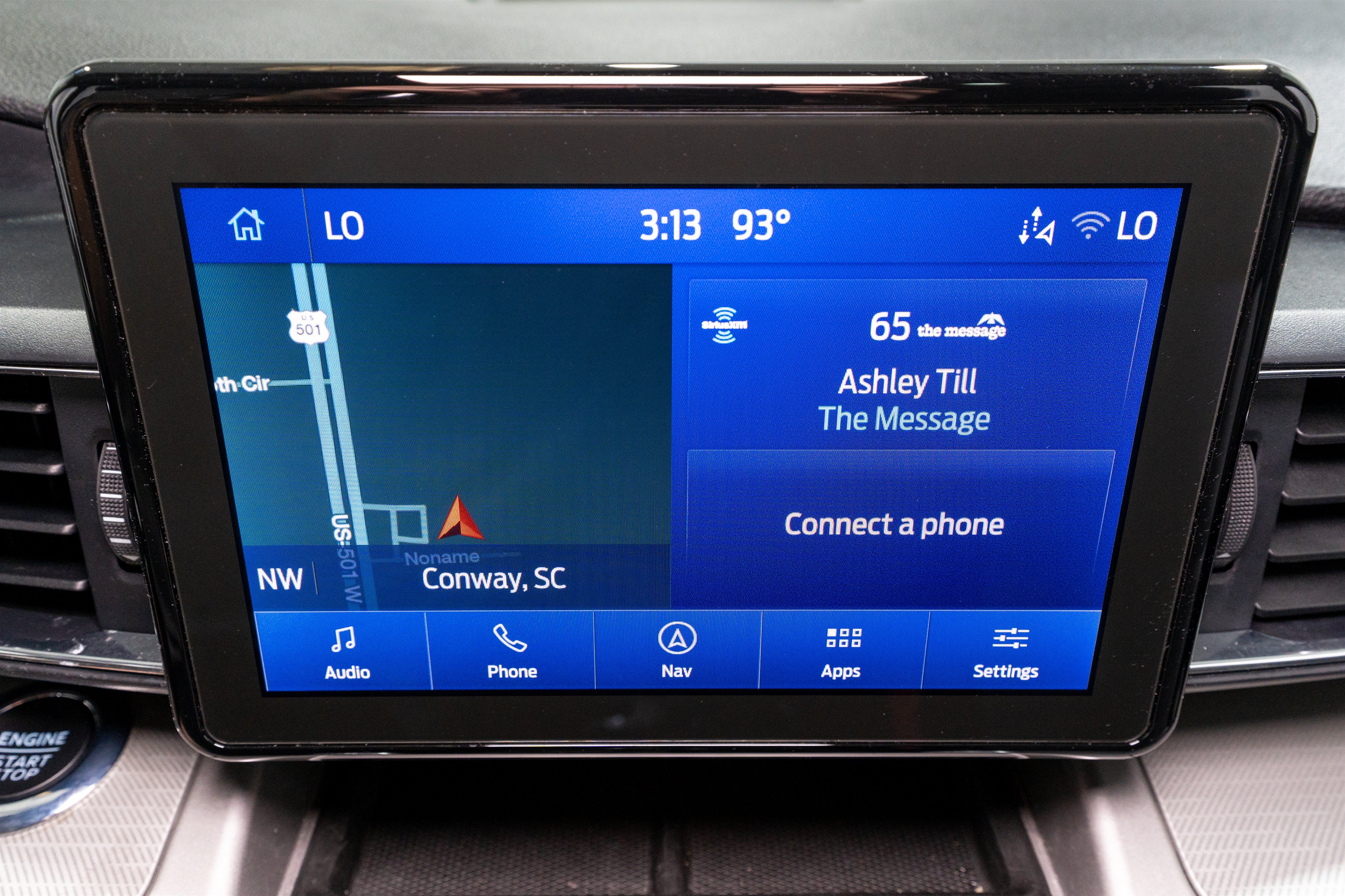 Used 2022 Ford Explorer XLT w/ Equipment Group 202A RWD image 18