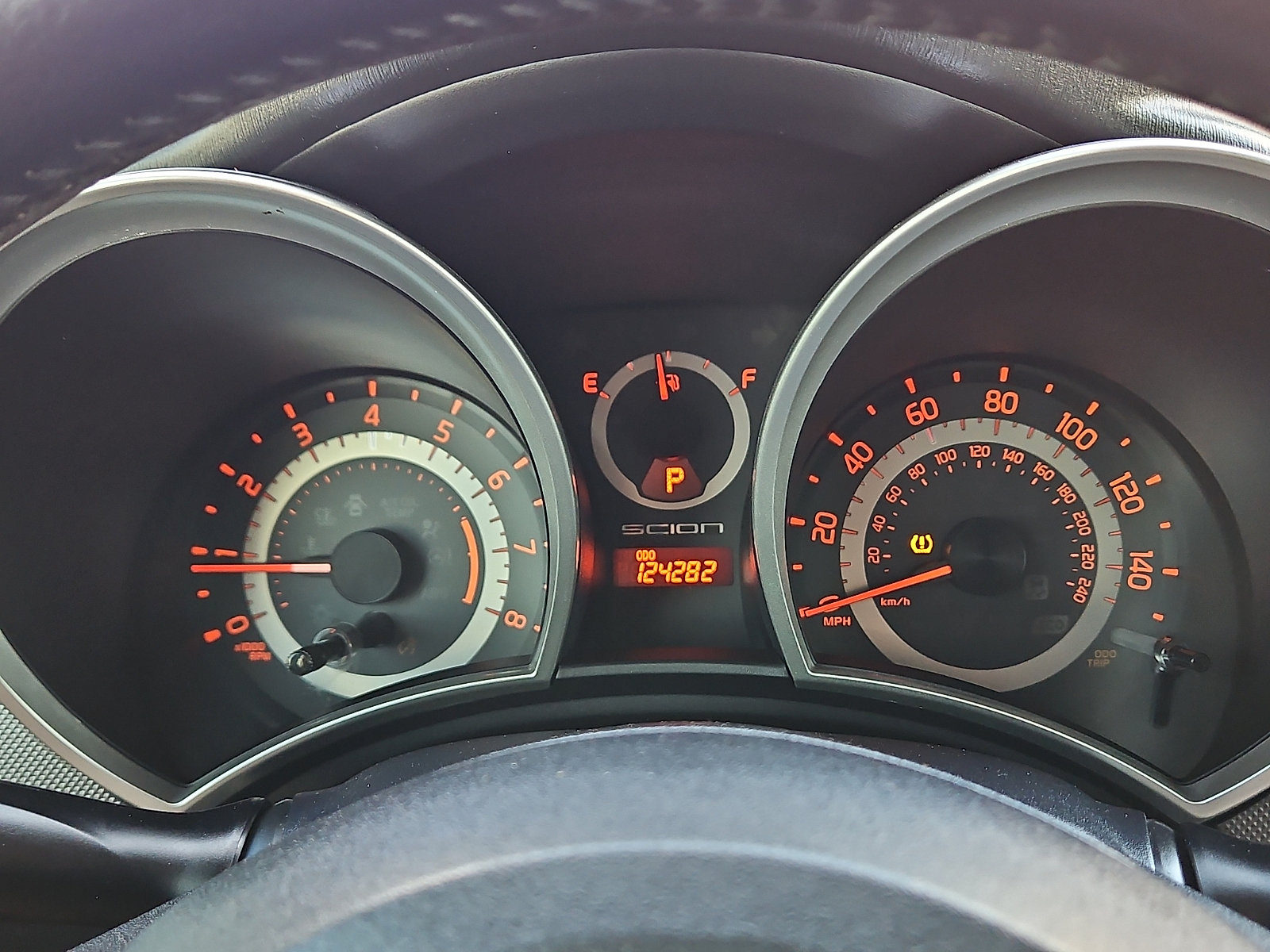 Used 2014 Scion tC FWD image 19