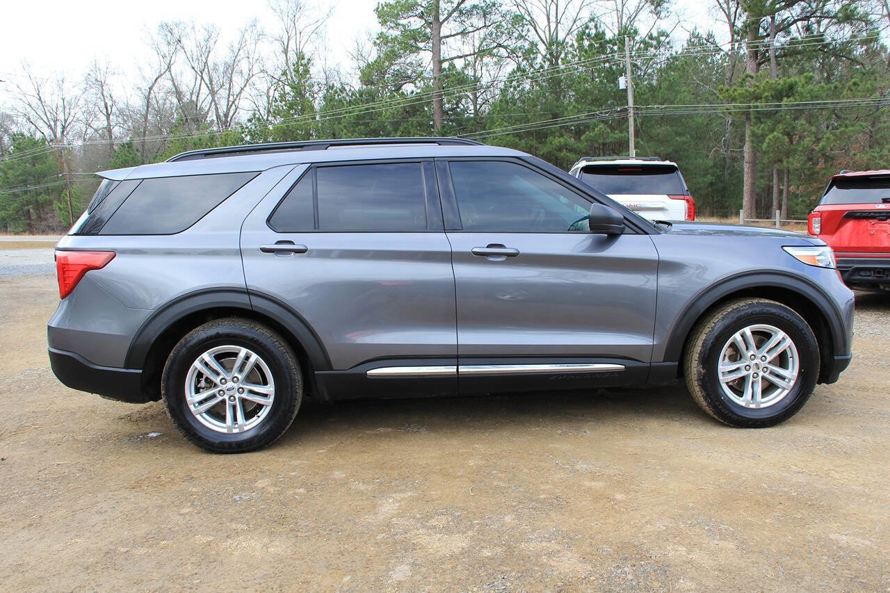 Used 2022 Ford Explorer XLT w/ Class IV Trailer Tow Package image 9
