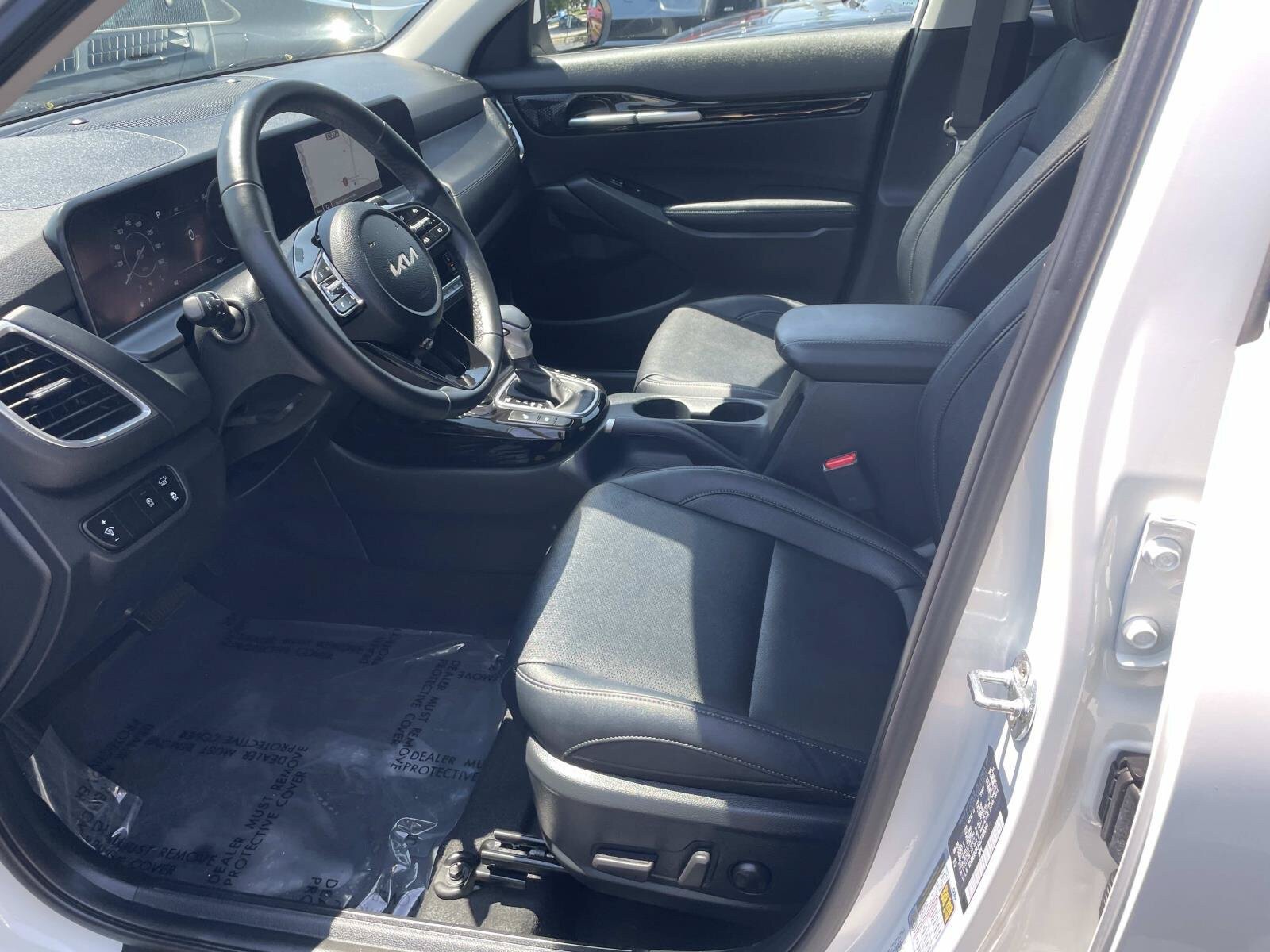 Used 2025 Kia Seltos EX w/ EX Sunroof Package AWD/4WD image 19
