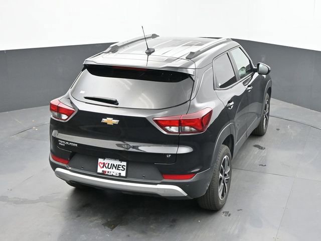 Used 2024 Chevrolet TrailBlazer LT w/ LT Cold Weather Package AWD/4WD image 35
