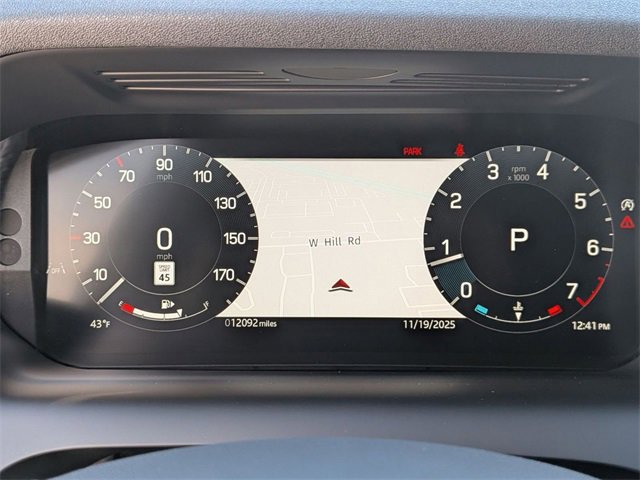 Used 2024 Land Rover Discovery Sport Dynamic SE image 17