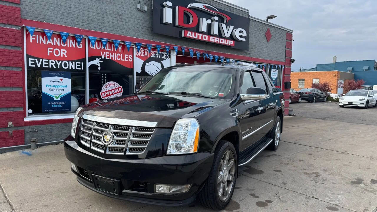 Used 2012 Cadillac Escalade EXT Luxury