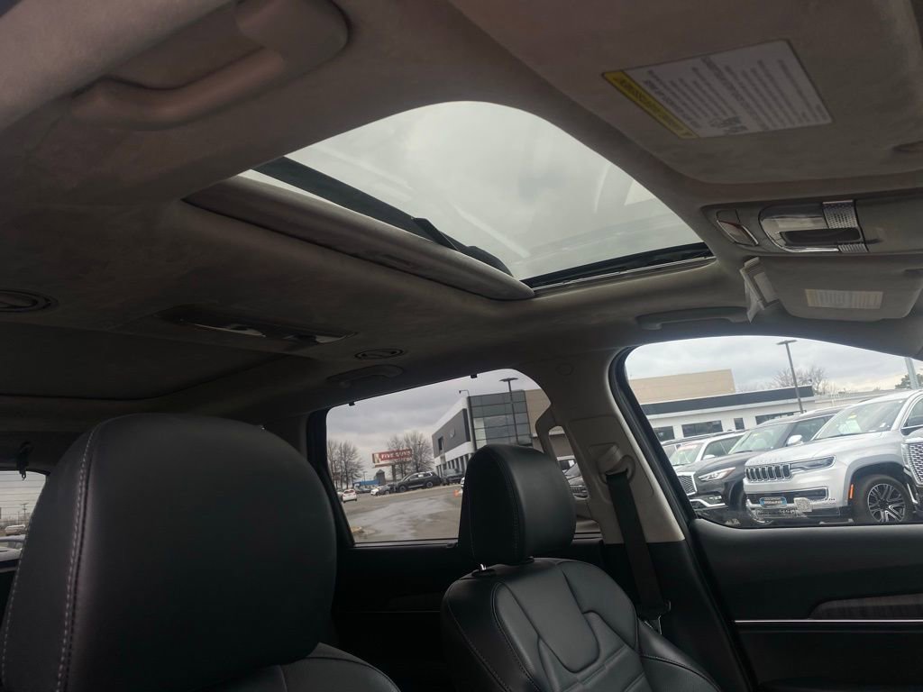 Used 2024 Kia Telluride SX Prestige image 30