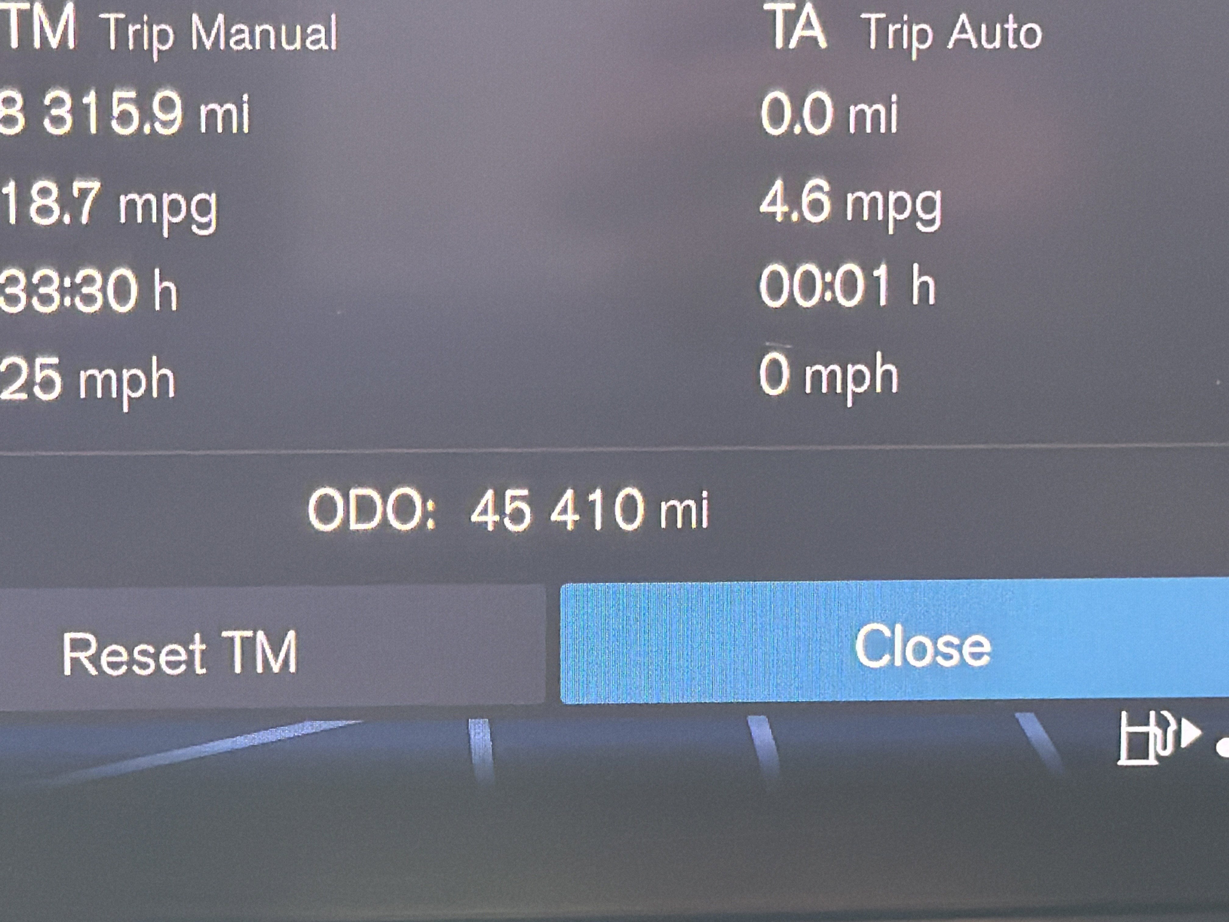 Certified 2023 Volvo XC90 B6 Core w/ Climate Package image 22