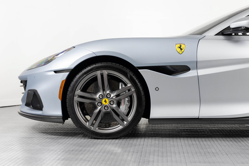Certified 2023 Ferrari Portofino M RWD image 21