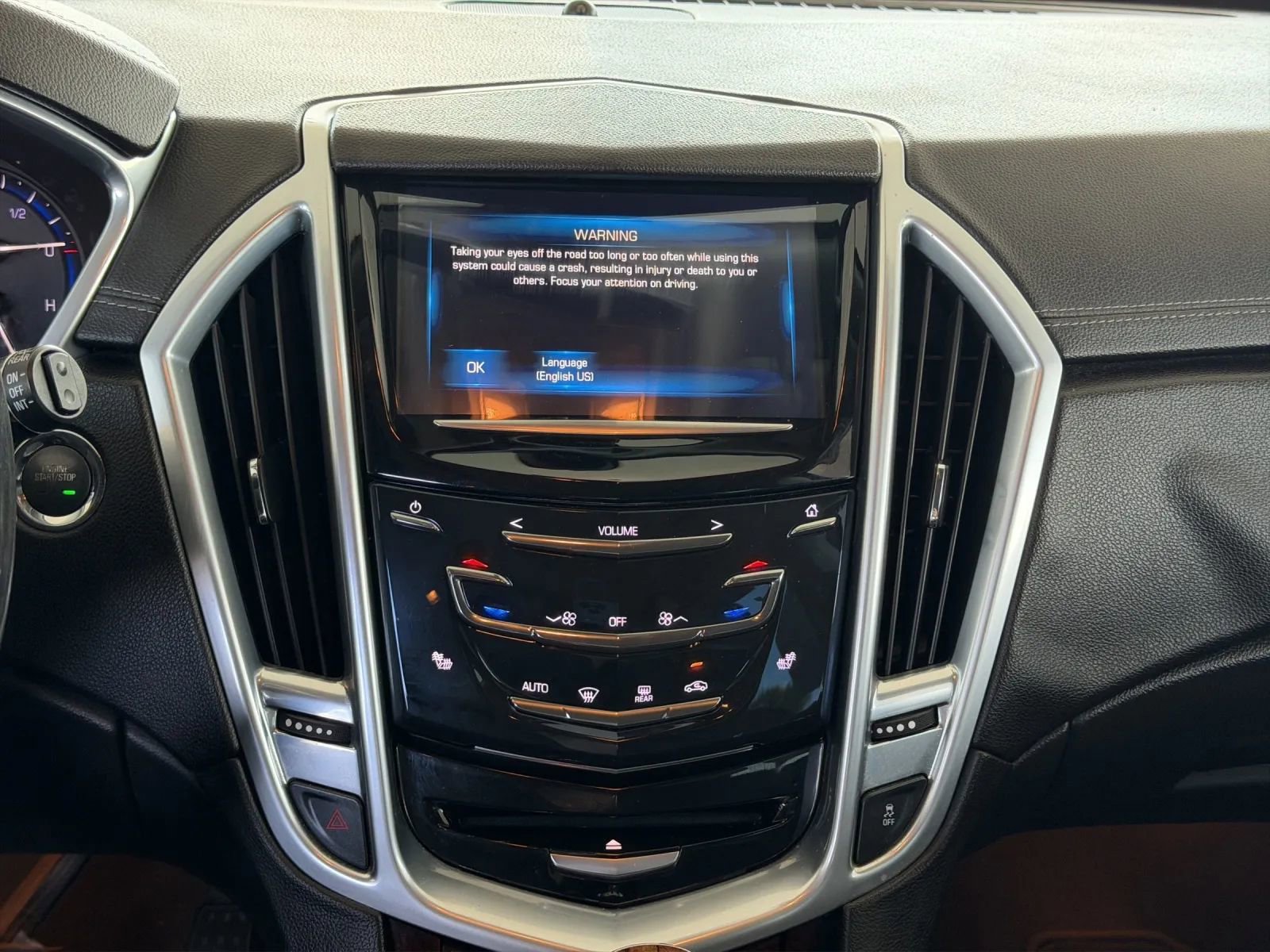 Used 2013 Cadillac SRX Luxury AWD/4WD image 16
