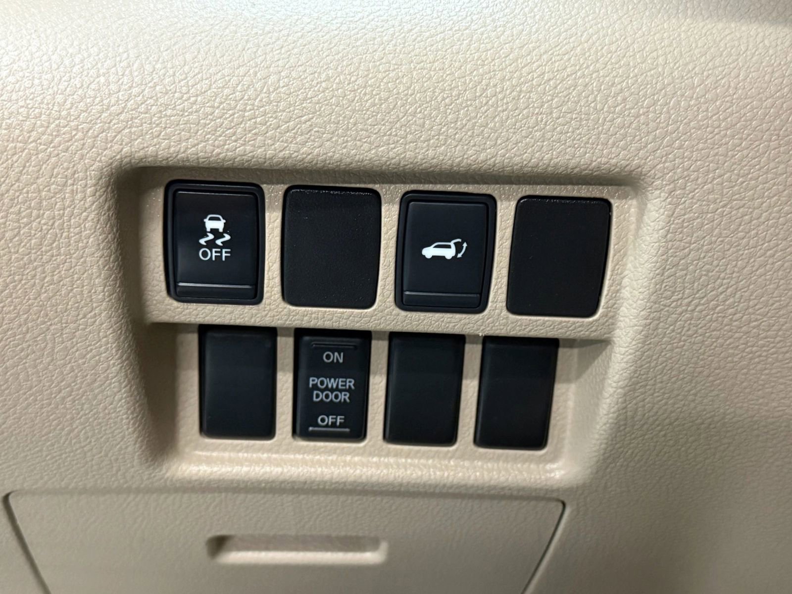 Used 2013 Nissan Quest SL image 29