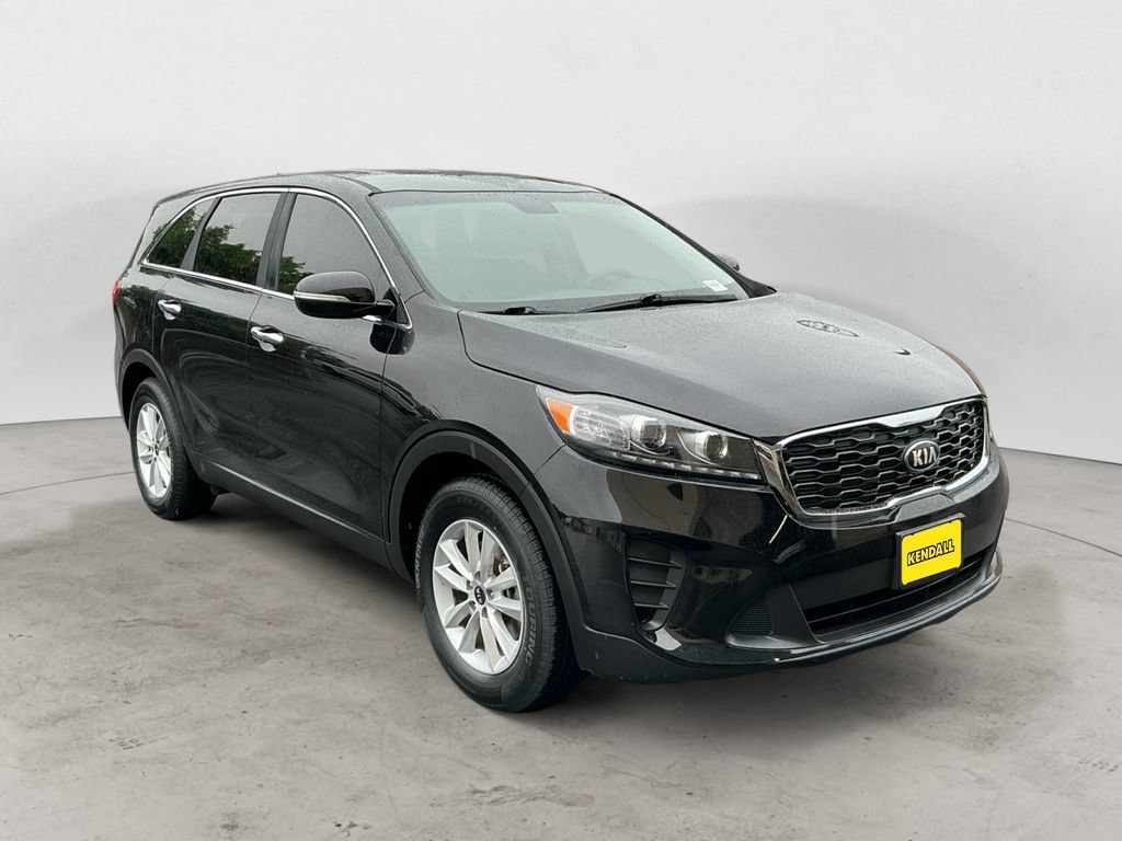 Used 2019 Kia Sorento L FWD image 3