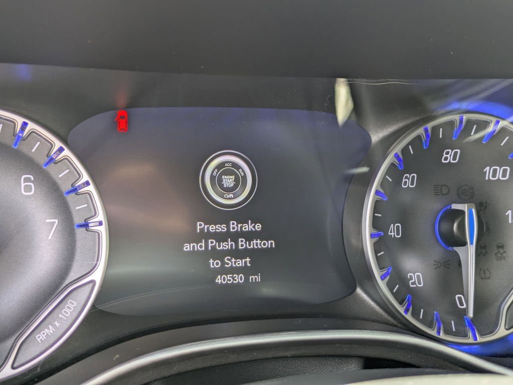 Used 2024 Chrysler Pacifica Touring-L image 16