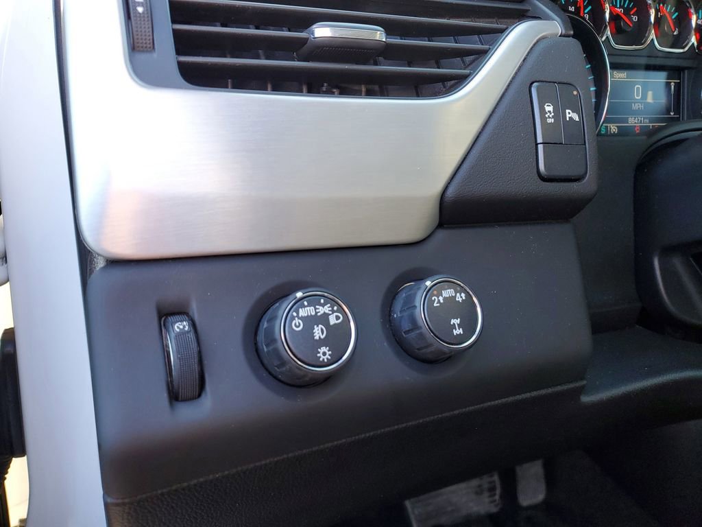 Used 2018 GMC Yukon SLE image 9