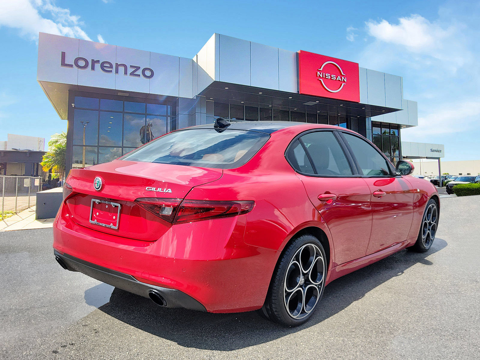 Used 2022 Alfa Romeo Giulia Ti w/ Active Assist Plus Package RWD image 6