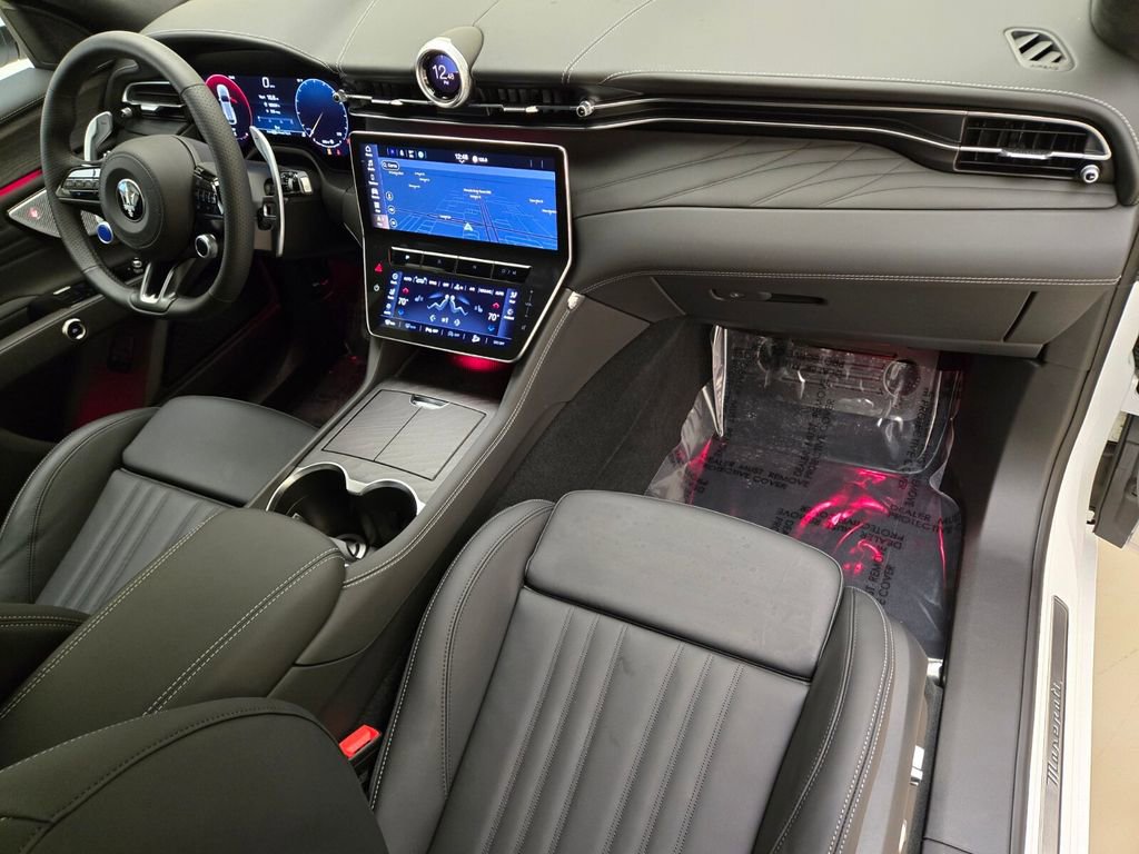 New 2025 Maserati Grecale Modena image 25