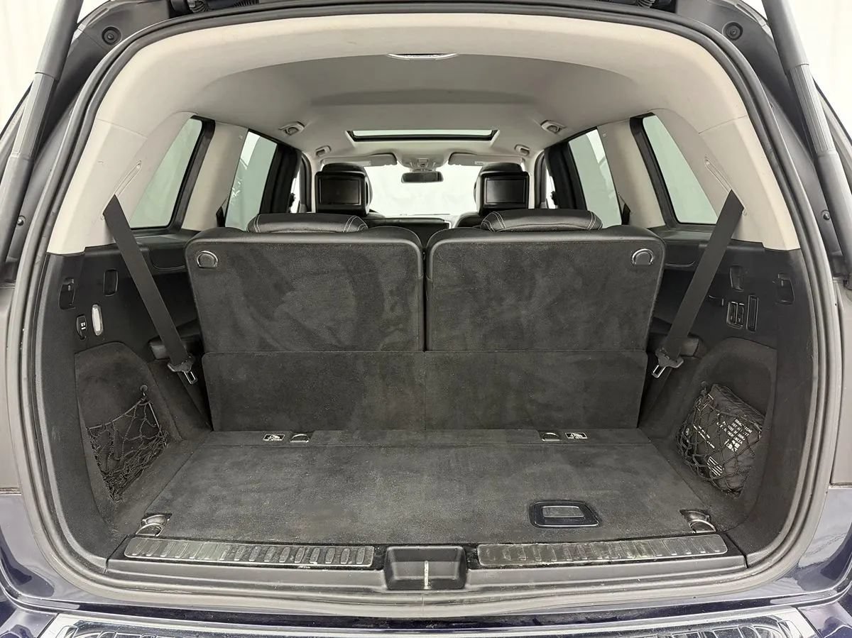 Used 2014 Mercedes-Benz GL 450 4MATIC image 32