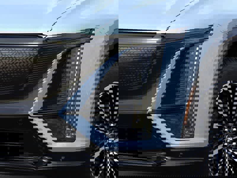 New 2026 Cadillac Lyriq Sport image 10