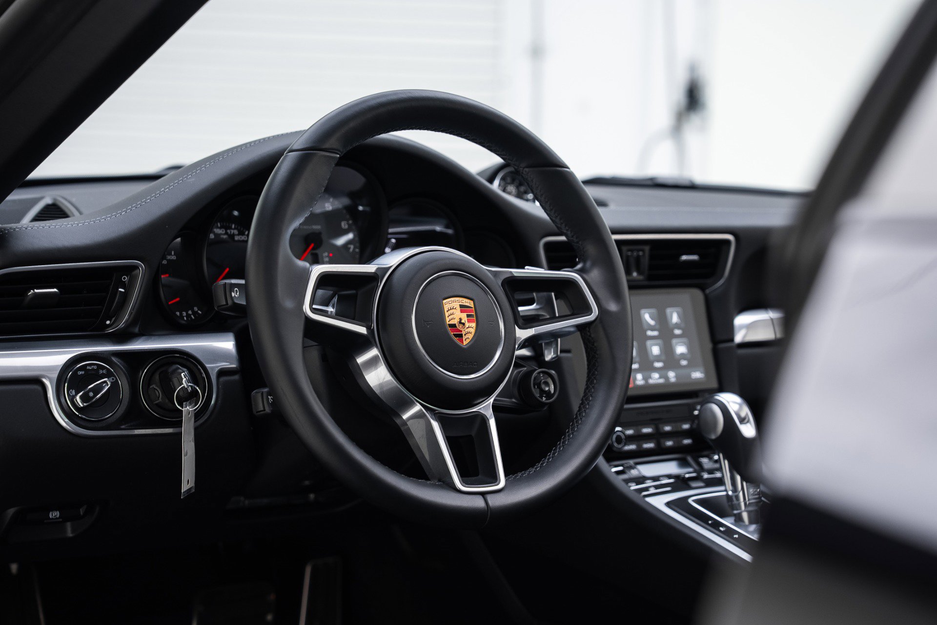 Used 2018 Porsche 911 Targa 4S image 29