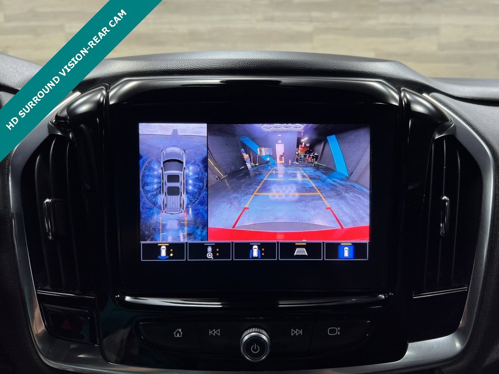 Used 2023 Chevrolet Traverse RS image 10